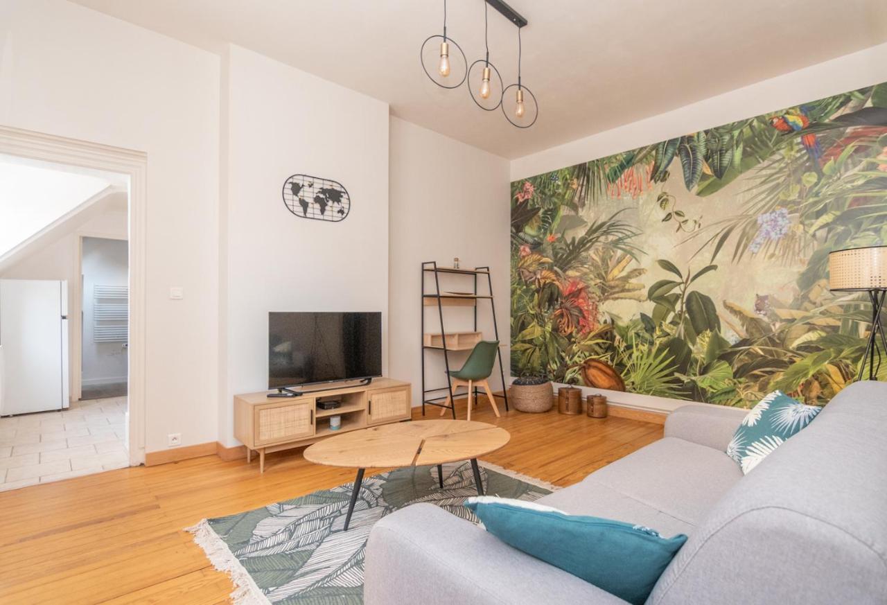 Appartement Cosy Au Centre Ville Avec Garage Чалон-Сур-Салне Экстерьер фото