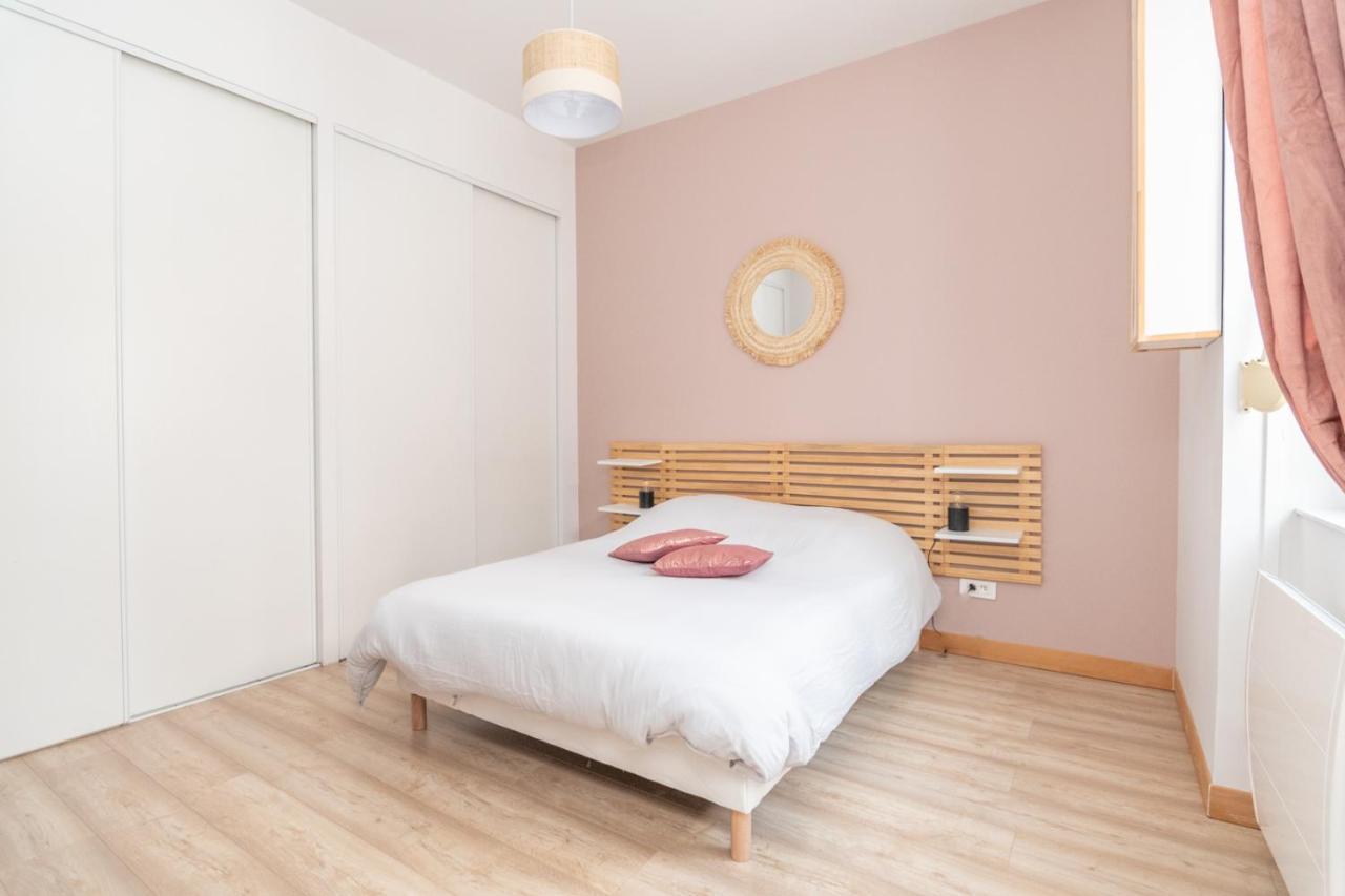 Appartement Cosy Au Centre Ville Avec Garage Чалон-Сур-Салне Экстерьер фото
