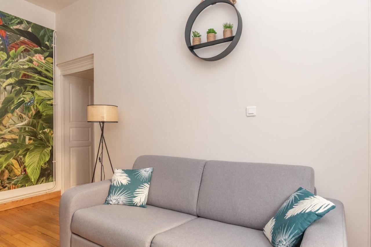 Appartement Cosy Au Centre Ville Avec Garage Чалон-Сур-Салне Экстерьер фото